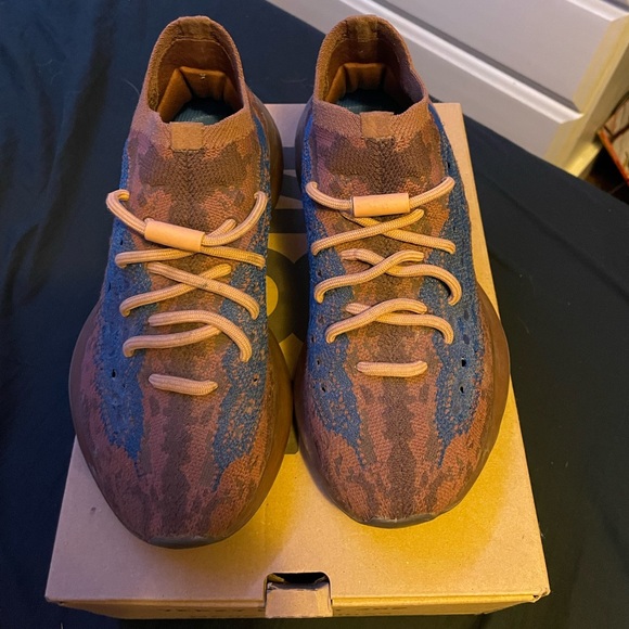 Yeezys boost 380 azure size 5.5 women’s - Picture 3 of 5
